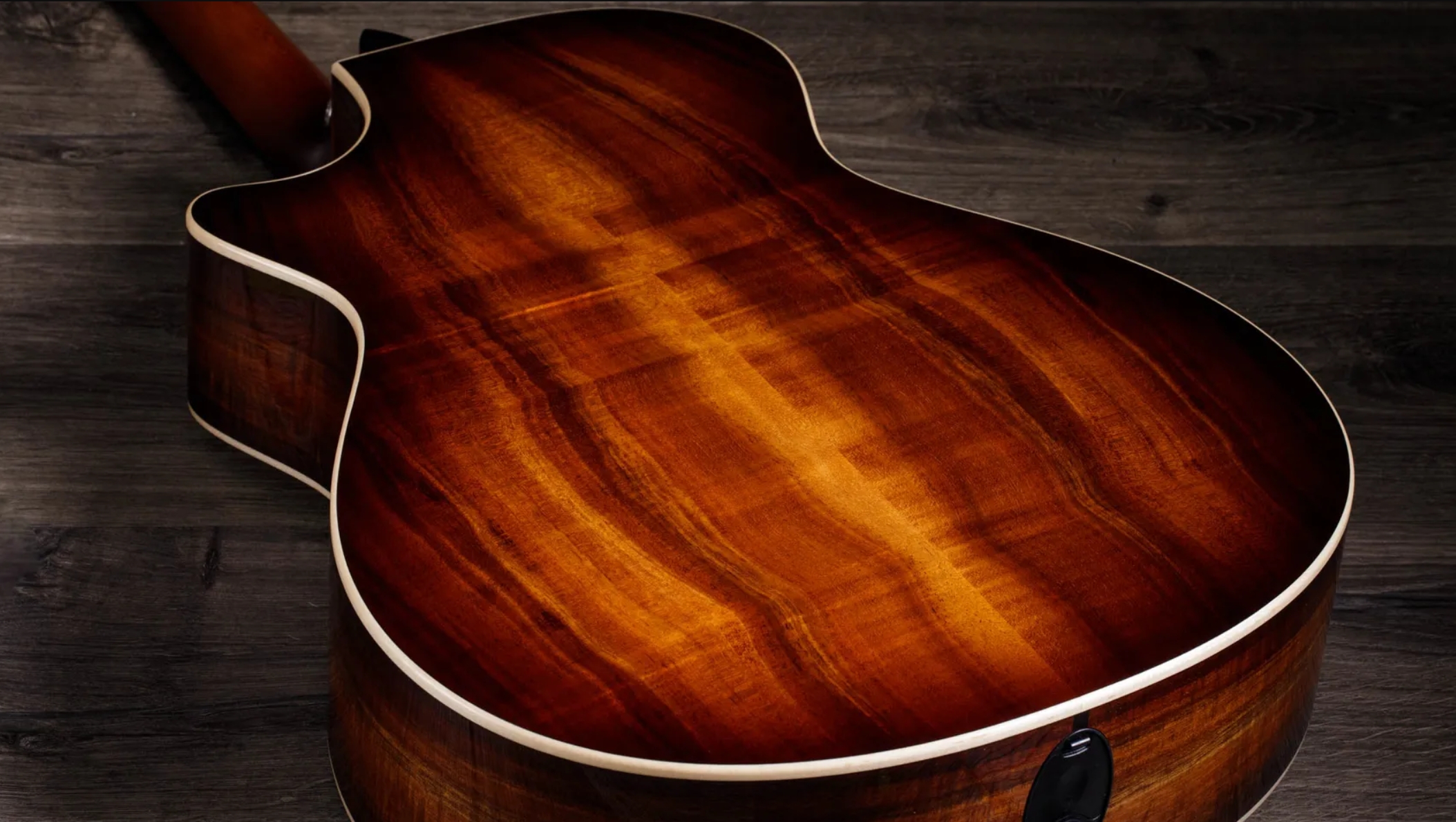 Taylor K22ce 12-fret Grand Concert Cw Shsc Tout Koa Eb Es2 - Dark Edgeburst - Folk gitaar - Variation 5