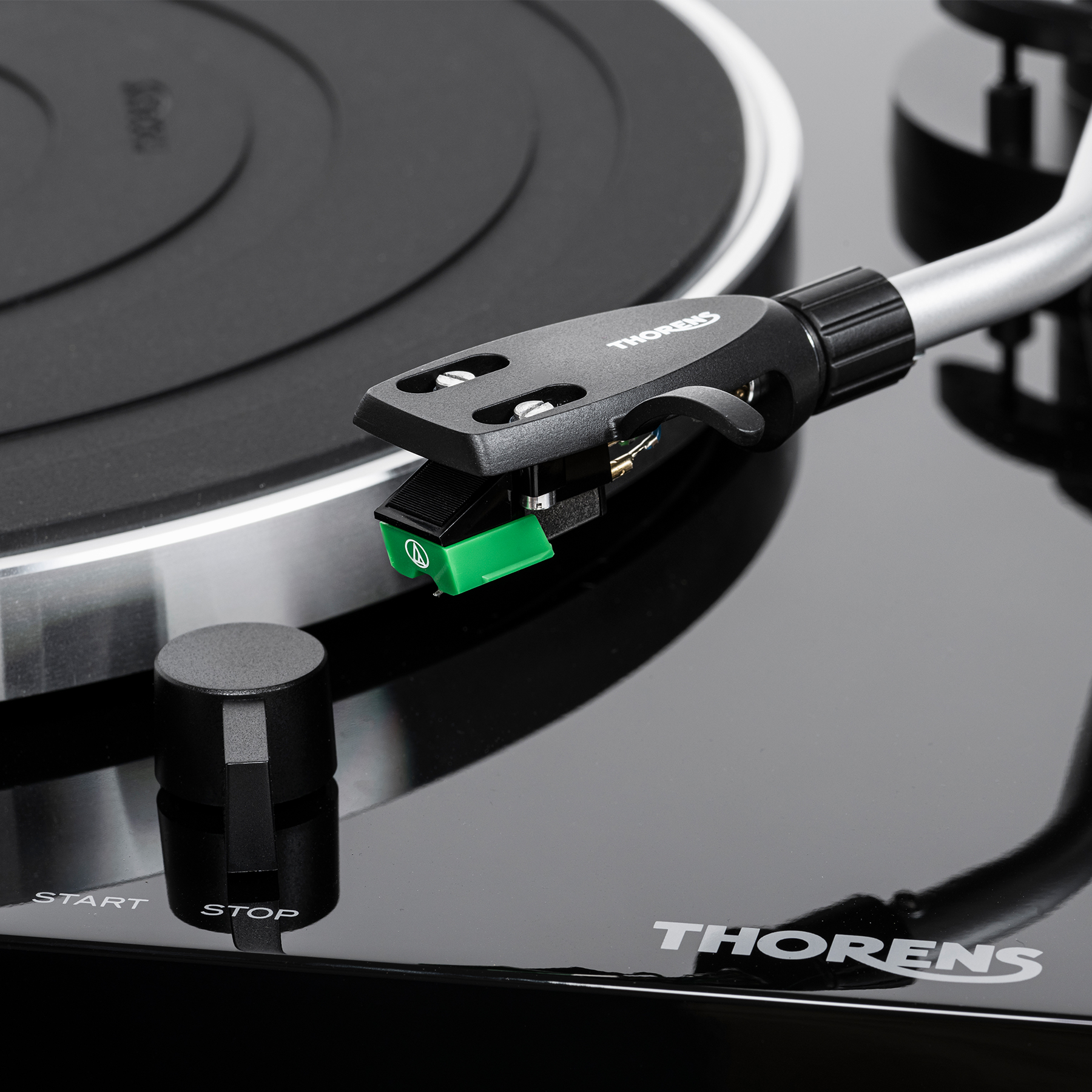 Thorens Td 204 A Noir -  - Variation 4