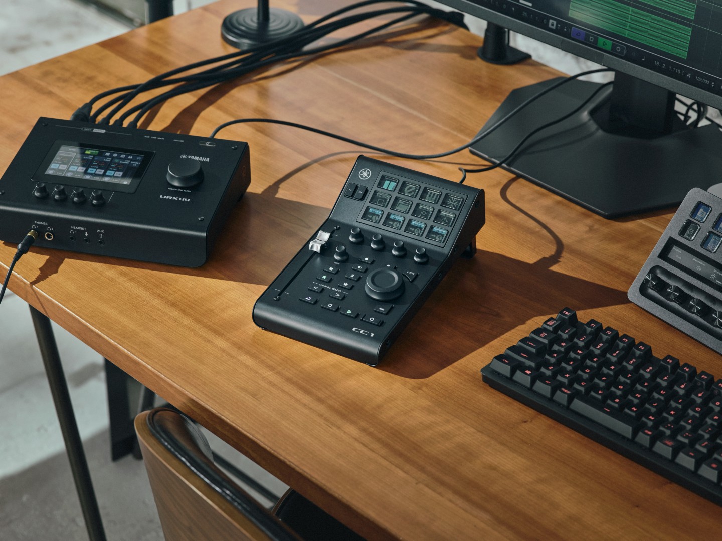 Yamaha Cc1 - Midi Controller - Variation 7